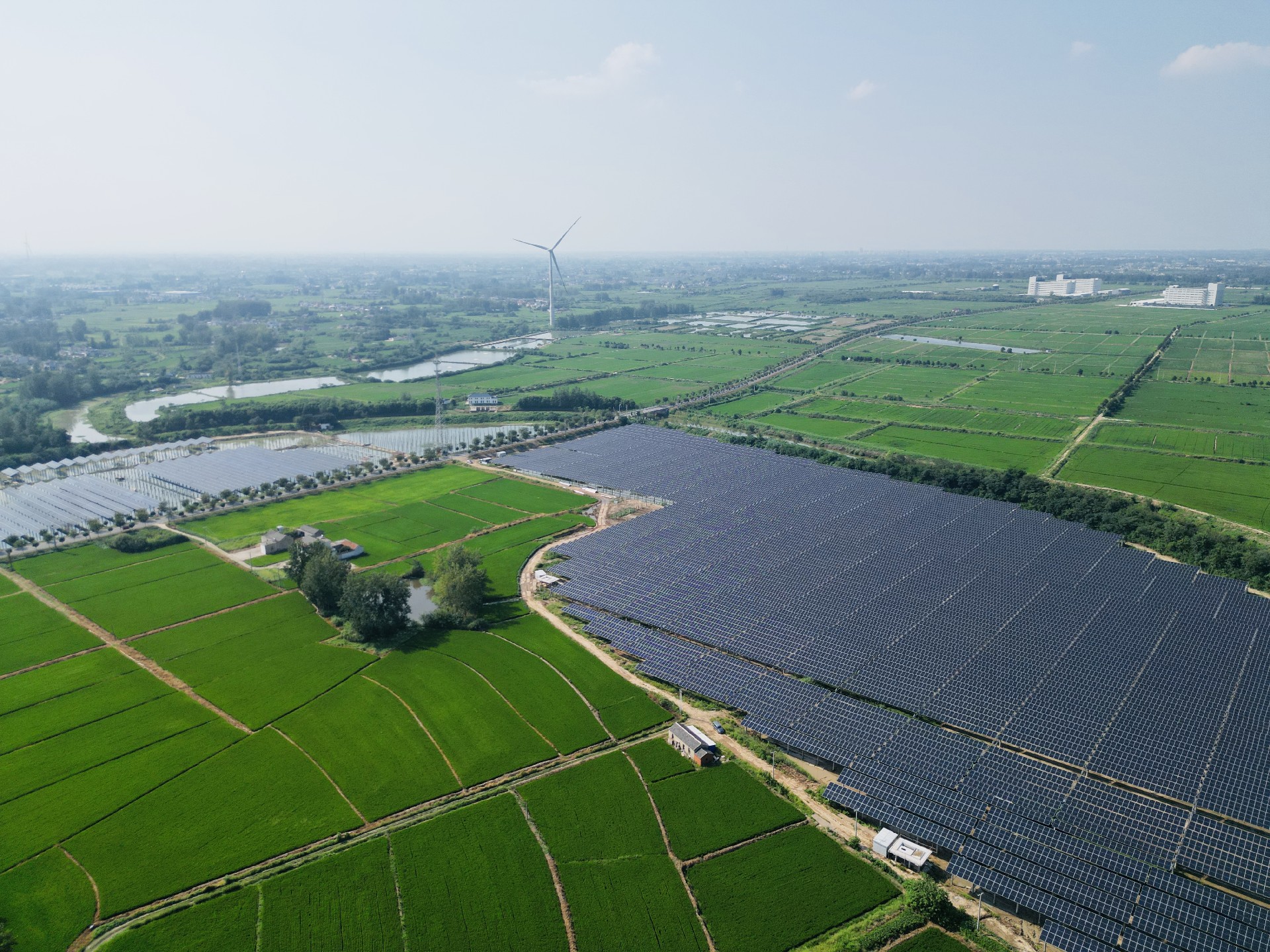 國(guó)慶假期不打烊，施工管理不松懈。