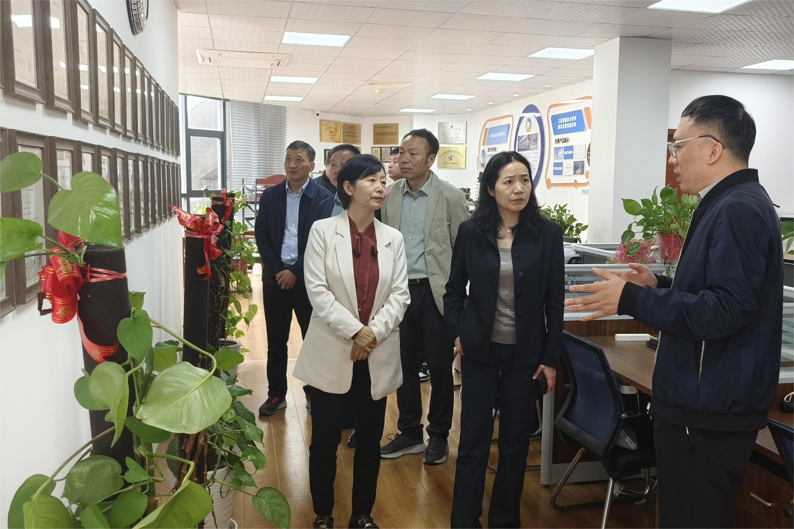 當(dāng)涂縣工商聯(lián)蒞臨我司考察交流